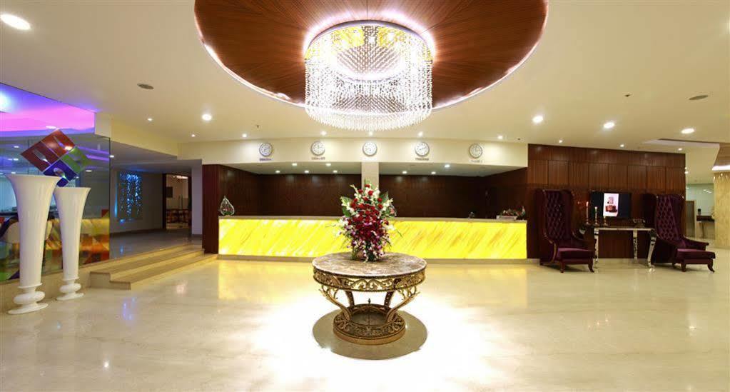 Best Western Ashoka Hyderabad Exterior foto